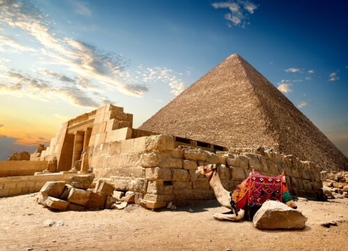 Pyramids of Giza and Sphinx on a day tour from Cairo