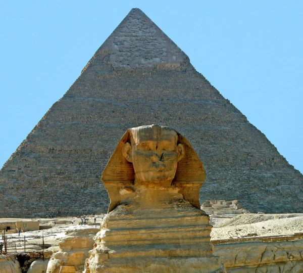 pyramids of giza and sphinx