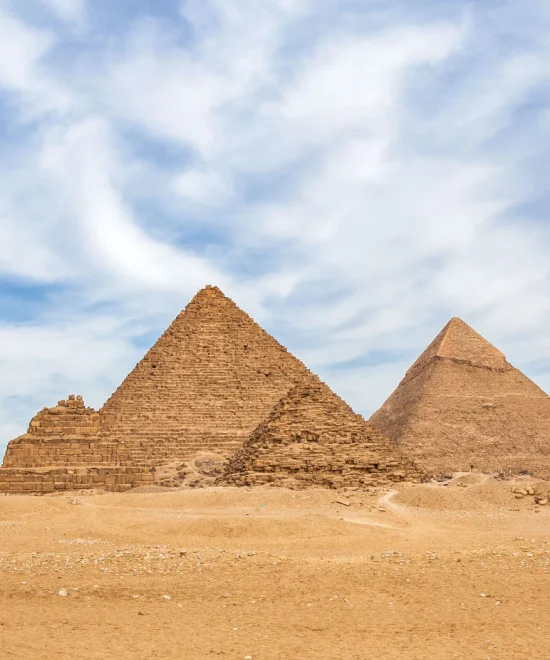 Private Tour: Giza Pyramids, Sphinx, Bazaar, Camel Ride, Museum