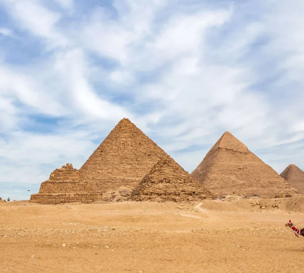 Private Tour: Giza Pyramids, Sphinx, Bazaar, Camel Ride, Museum