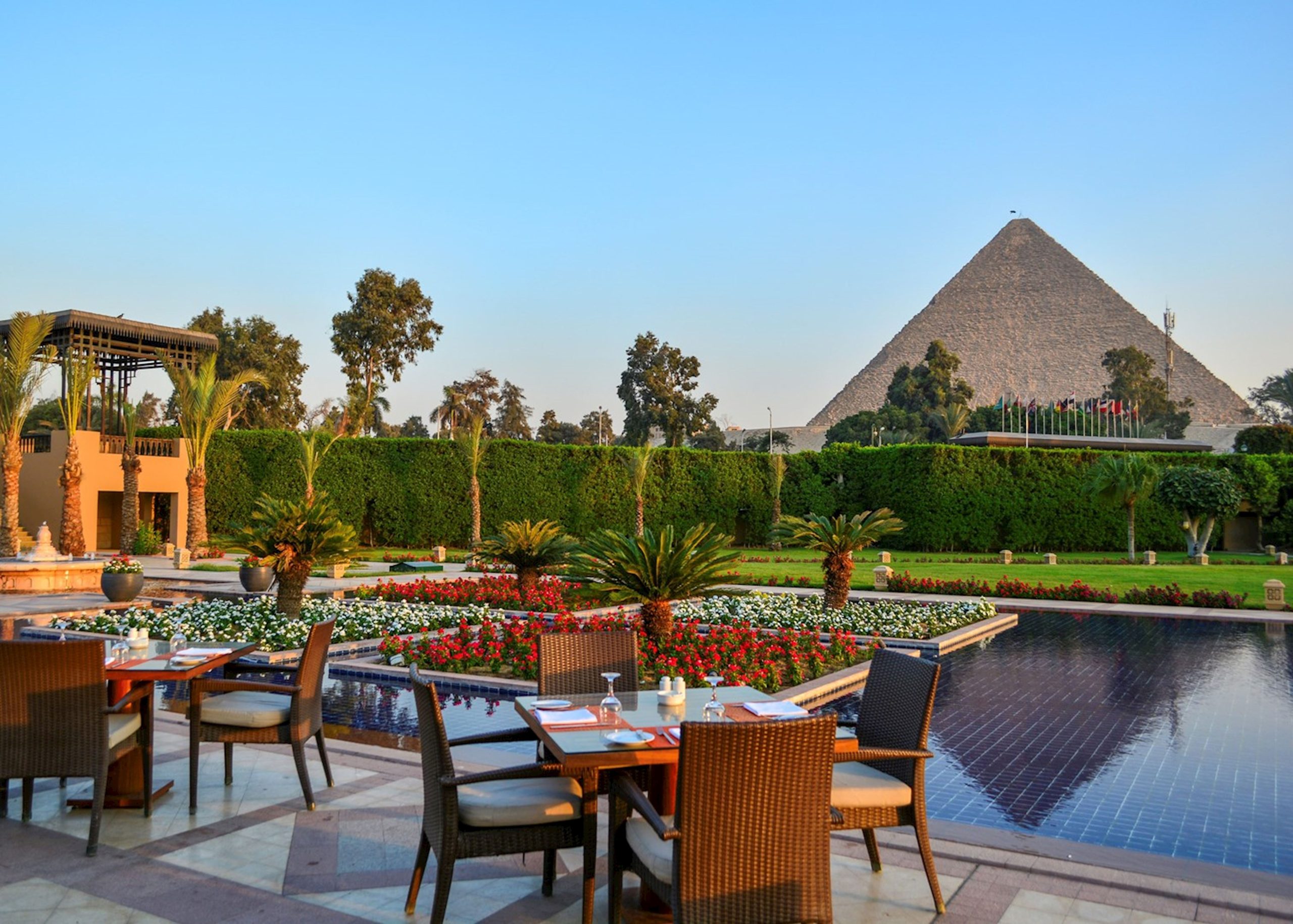 Cairo Airport Transfer to Marriott Mena House Hotel