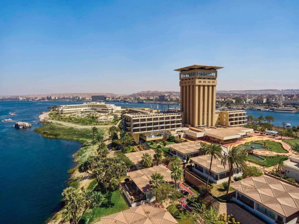 aswan islan movenpick